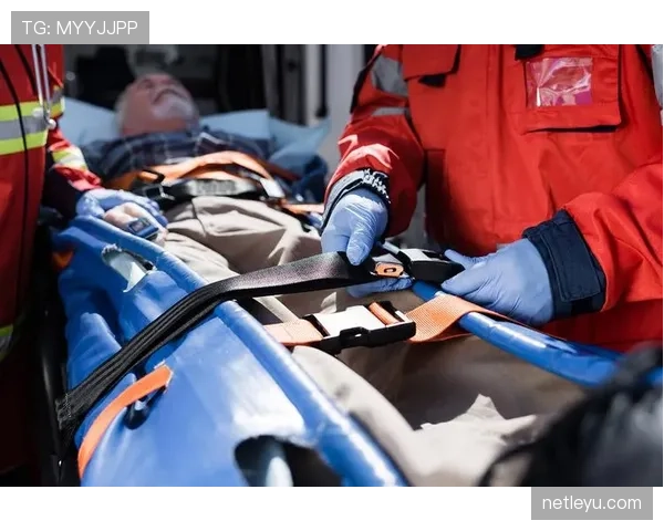 担架入场是否算违规？规则拆解医疗暂停的正确流程